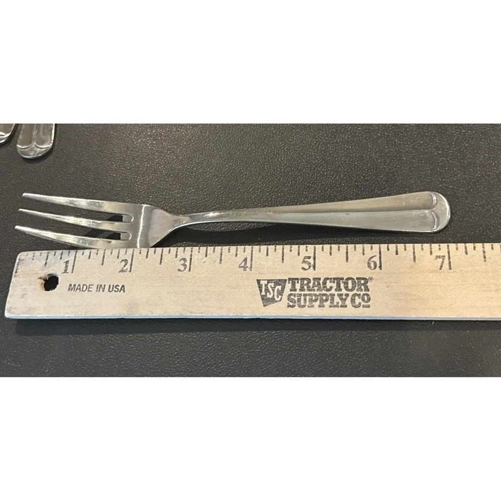 Reed Barton Select Hancock Salad Forks Fork Stainless Steel Korea Set Of 7 VTG